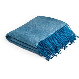 SMOOTH. Decke aus 100% Acryl mit einem Band für Personalisierungskarte (270 g/m²), Blau