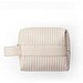 GILI. Kulturbeutel aus PU (21% recyceltes PU und 30% recyceltes Polyester), Beige
