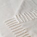COMFY. Decke aus recyceltem Polyester (100% rPET) (300 g/m²), mit Mohair-Feeling, Beige