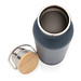 Moderne Stainless-Steel Flasche mit Bambusdeckel, blau